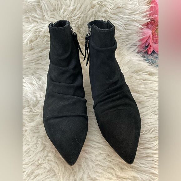 Splendid Ankle Booties Black Suede Kitten Heels 8 - Picture 2 of 10